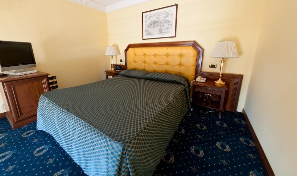 Hotel San Giorgio Civitavecchia Esterno foto