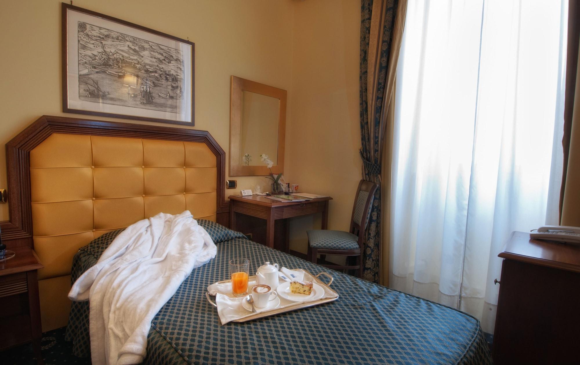 Hotel San Giorgio Civitavecchia Esterno foto