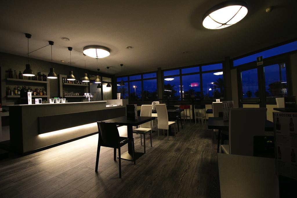 Hotel San Giorgio Civitavecchia Esterno foto
